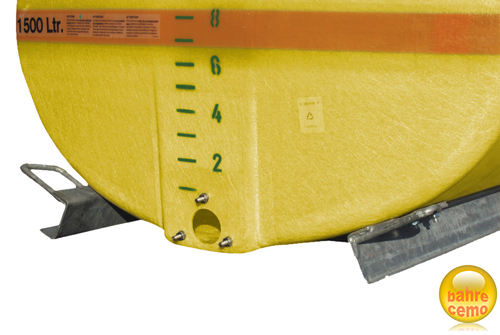 GFK-Fass_Stahlkufen GFK-Fass mit genormten 3-Loch-Flansch – Stahlkufen ab 7000-Liter-Größe